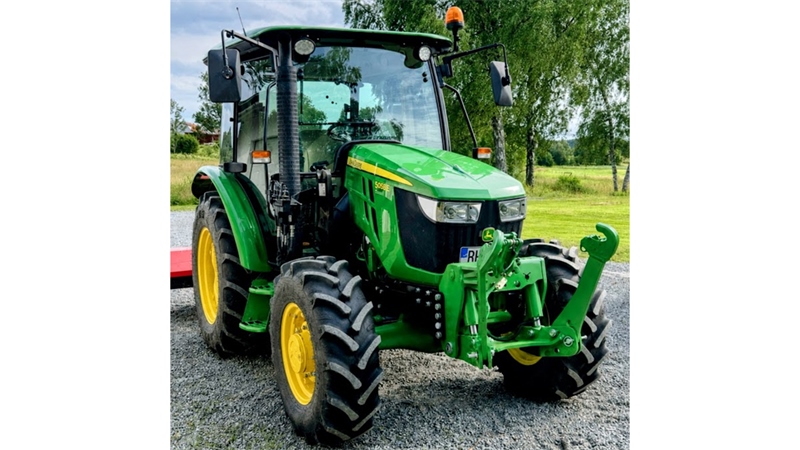 PRIEKŠĒJĀ UZKARE TRAKTORAM CAT. 2 1500 KG - ZAĻA (RAL 6001)